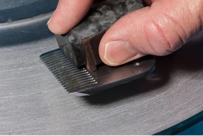 Hair Trimmer Sharpener: How to Sharpen Clipper & Trimmer Blades